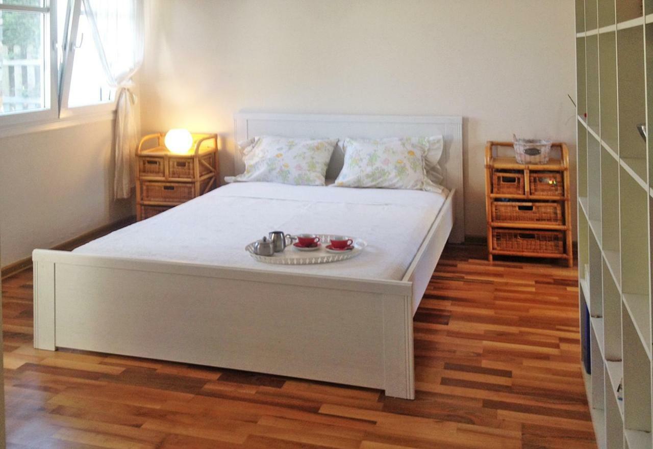 Lovely Apartm.Near Airport Kardiá Esterno foto