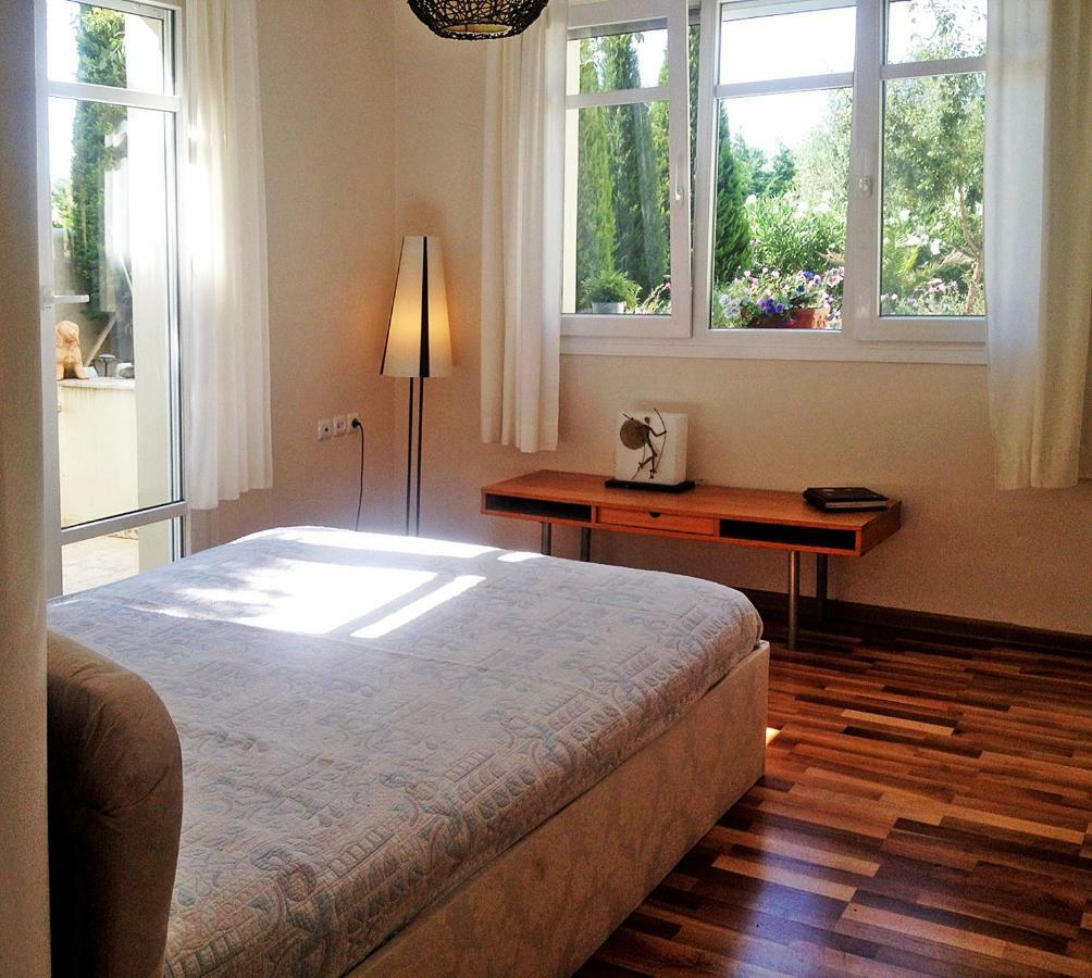 Lovely Apartm.Near Airport Kardiá Esterno foto